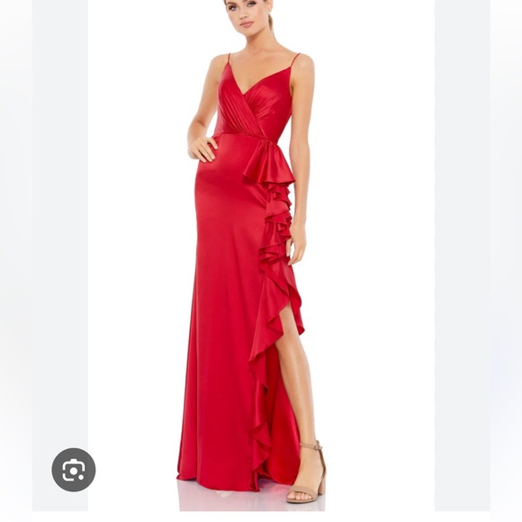 Dresses & Skirts - NEW NWT MAC Duggal Ruffle Long red Dress by Mac Duggal size 4
